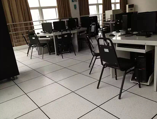 全钢有边防静电地板工程
